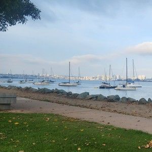 Meet your Posher, Maria karen